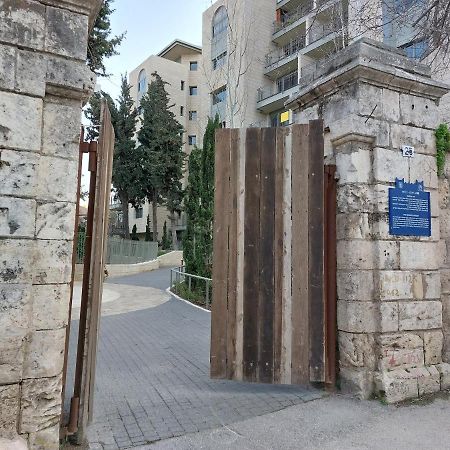 Naama New Boutique Apartment Jerusalem Exterior photo