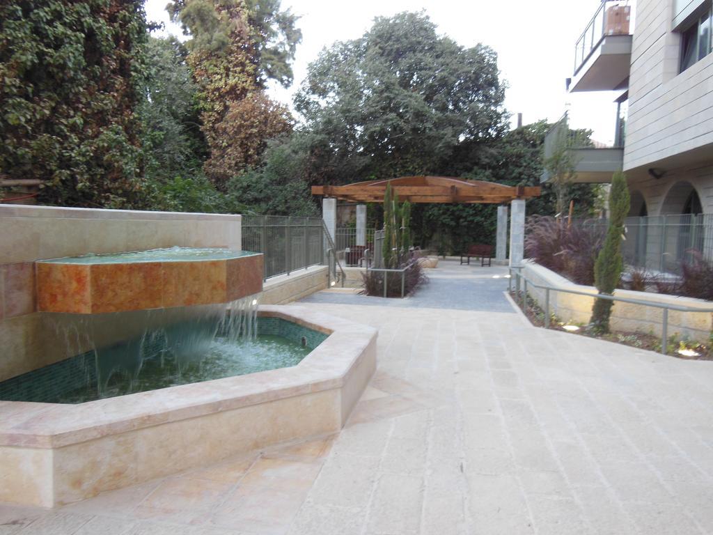 Naama New Boutique Apartment Jerusalem Exterior photo